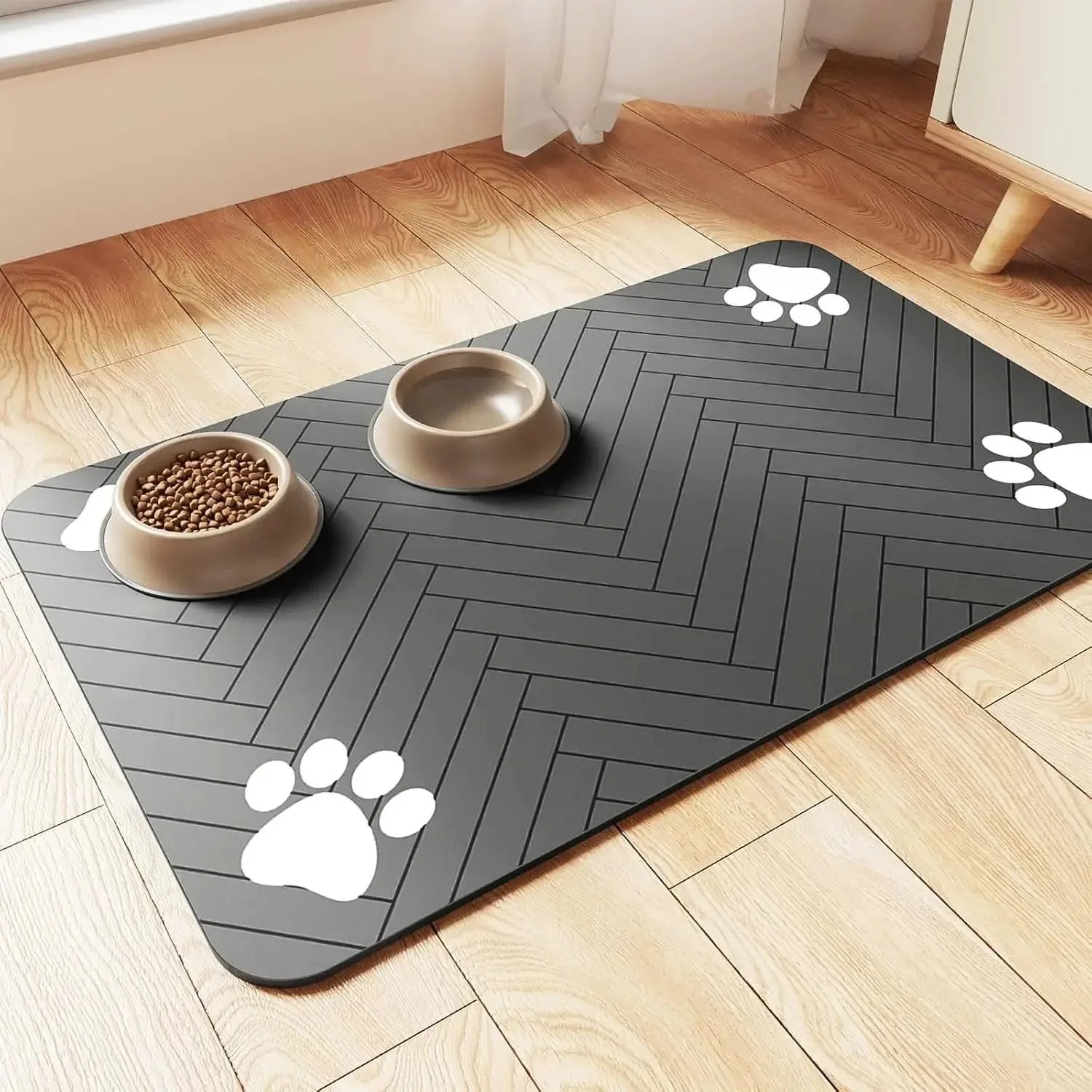 Absorbent Pet Feeding Mat – Quick-Dry Backing